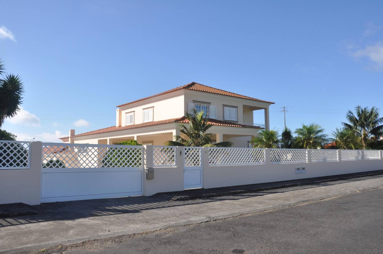 Luxury_Villa_sale_Faial