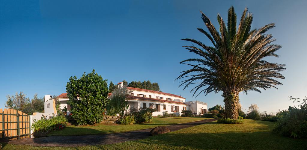 Guesthouse view garden Faial