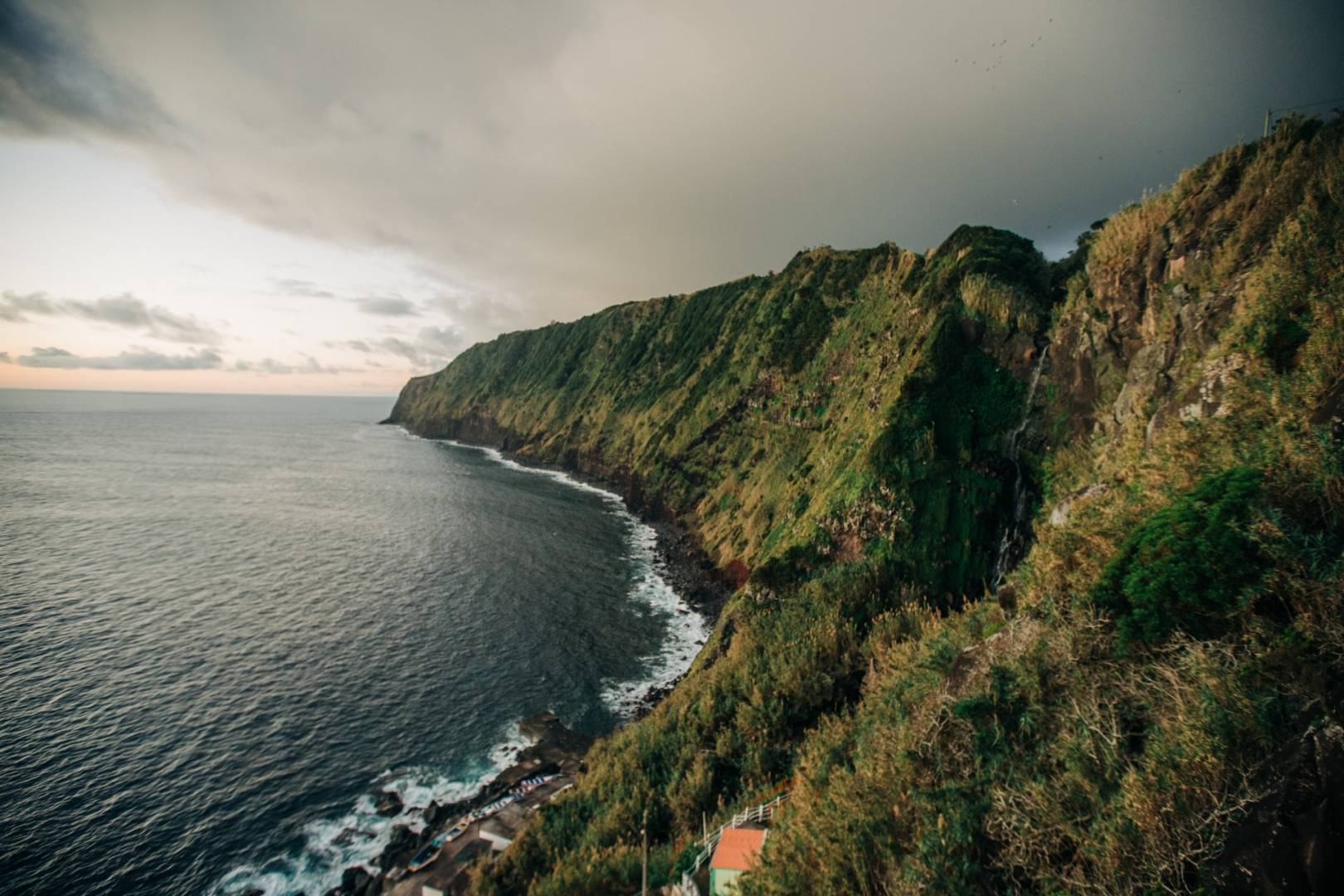 how building home azores