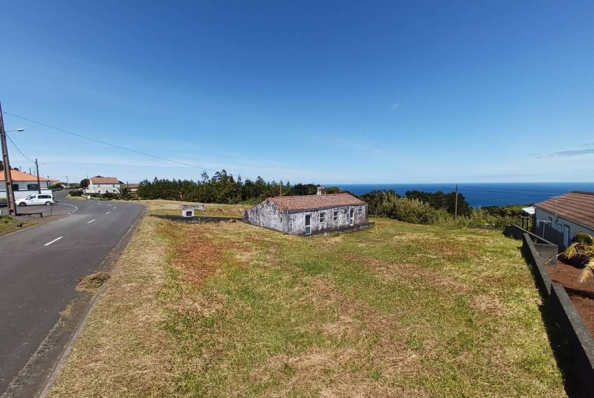 traditional house natural faial