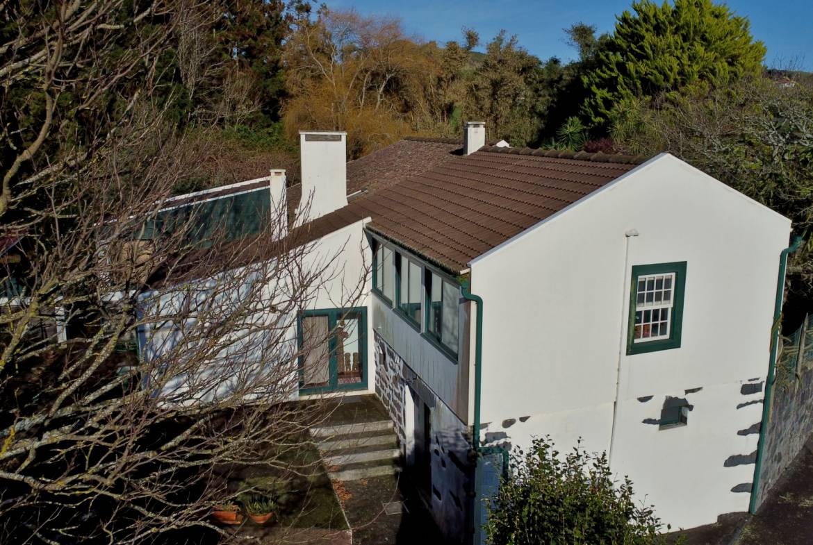 house garden privacy faial