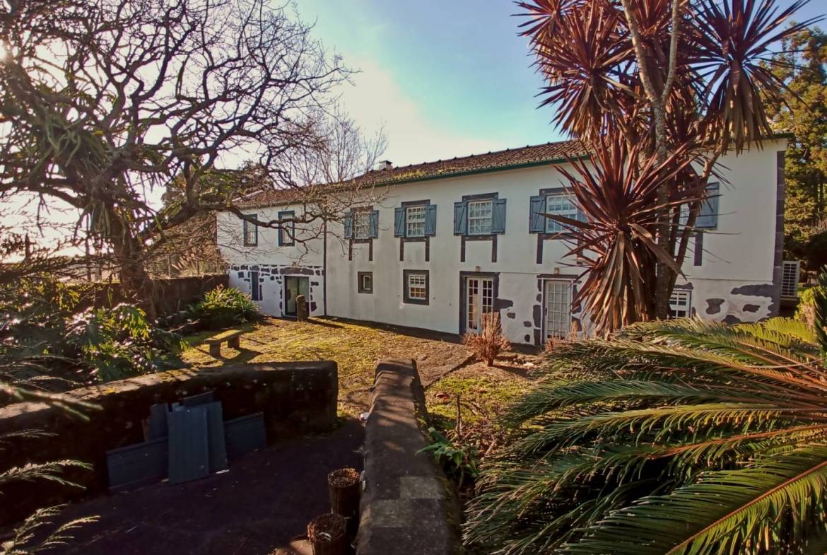 house garden privacy faial