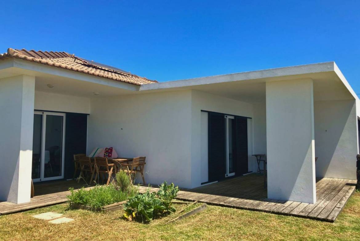 house garden views faial